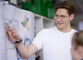 Azubi_Technischer-Systemplaner_Herbert-Gruppe_klein2b